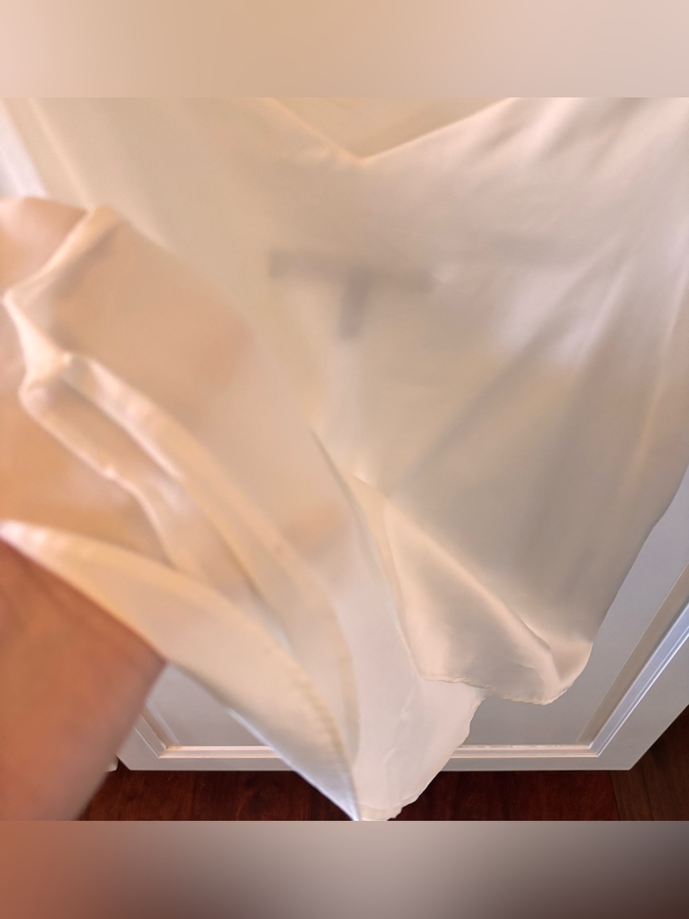 WHBM-Silky Ivory V-Neck Camisole - Picture 3 of 4